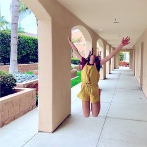 Meet your Posher, Anni